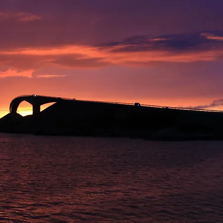 Mountain View Near Atlantic Road شقة Eide (More og Romsdal)